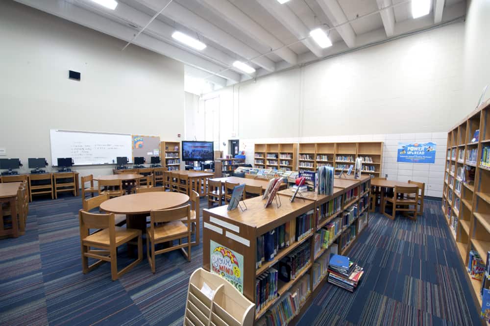 Yinghua Interior media center1 - WEB